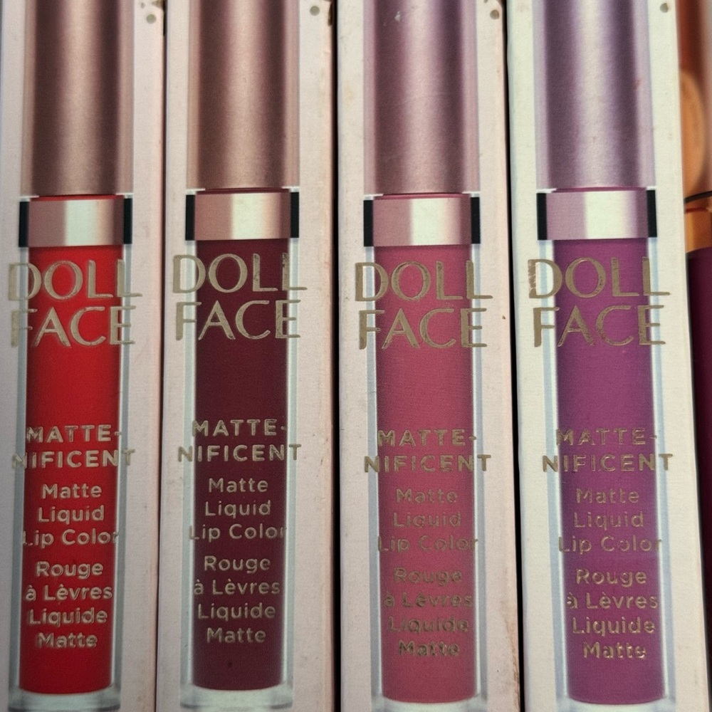 8x  Matte Lipstick Collection -